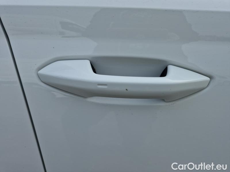  Skoda  Octavia  Lim. (NX3)(2020) Oct.2.0TDI 110 Ambition 5d #9