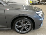  Audi  A3 Audi  Limousine 35 TFSI S tronic S edition 4d + Optiekpakket zwart #24