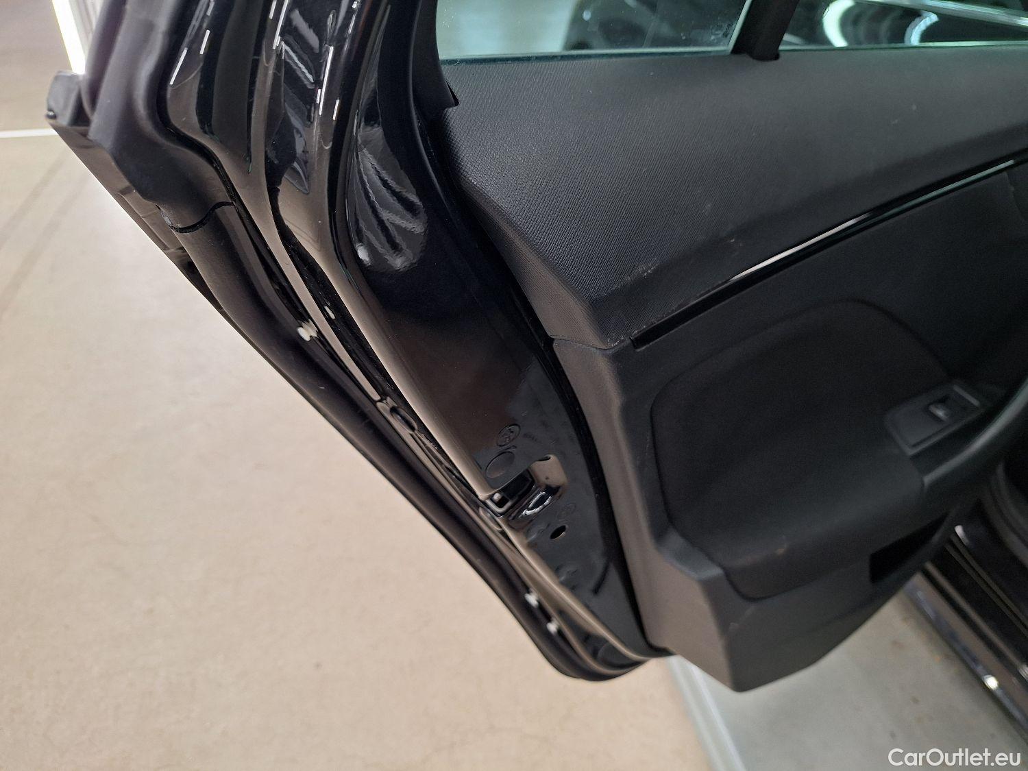  Skoda  KAMIQ Skoda,  '19, Skoda  1.0 TGI 66kW Clever 5d #85