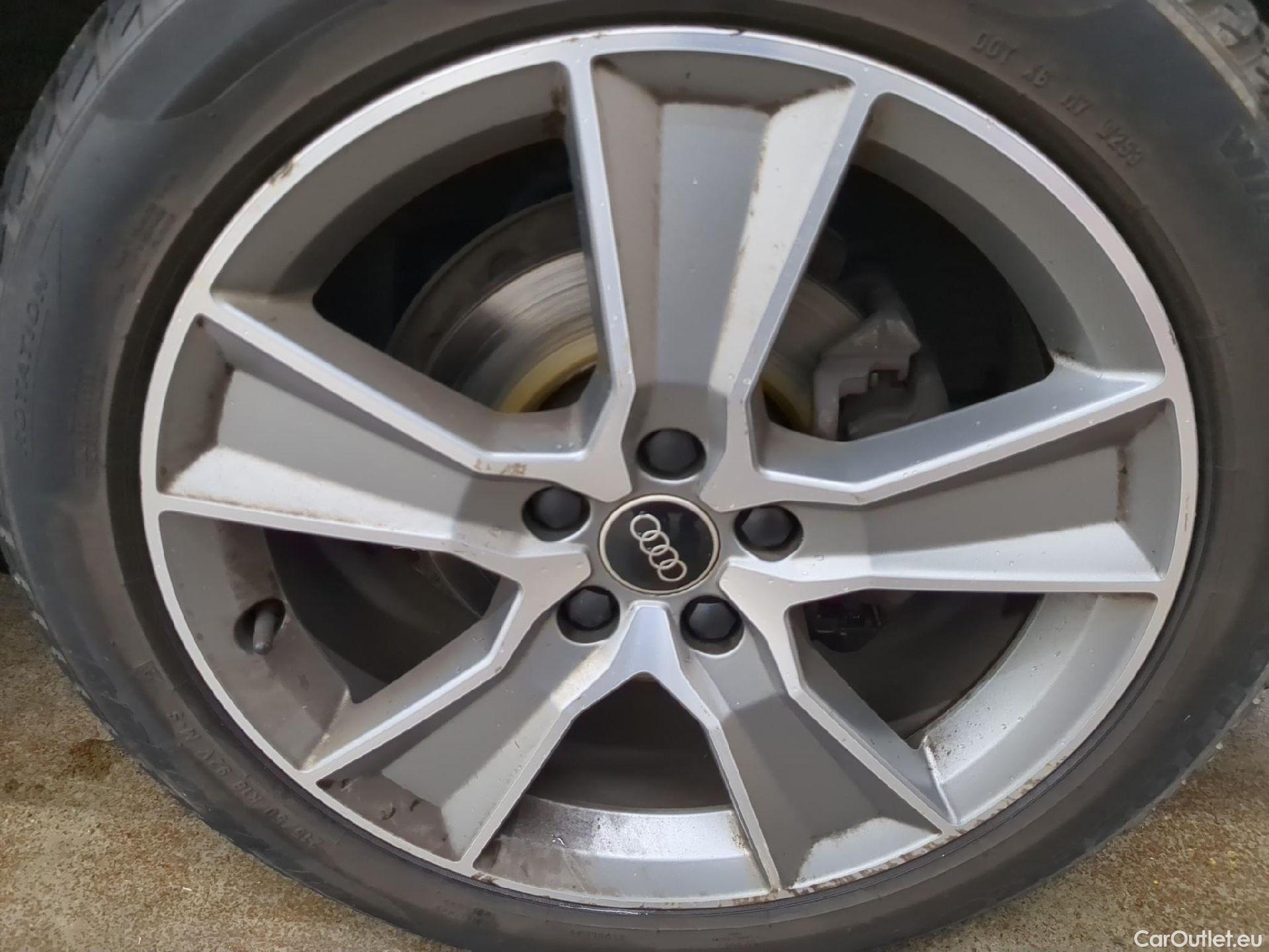  Audi  Q2  35 TFSI Design Luxe 1.5 TFSI 150CV BVA7 E6d #3