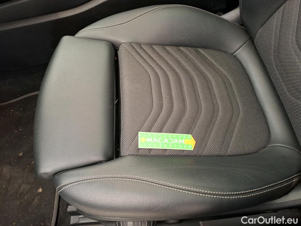  Mercedes  A-Klasse MERCEDES-BENZ Classe A Berline  2018  4P  Berline A 250 e Business Line 8GDCT #25