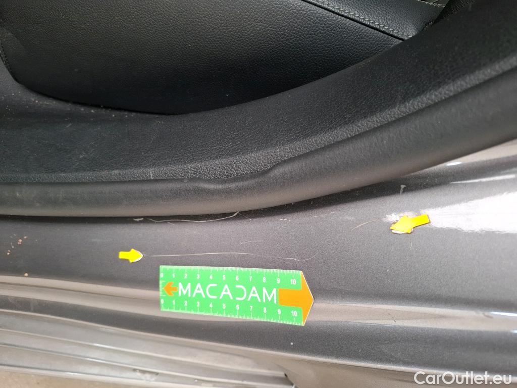  Mercedes  A-Klasse MERCEDES-BENZ Classe A Berline  2018  4P  Berline A 250 e Business Line 8GDCT #17