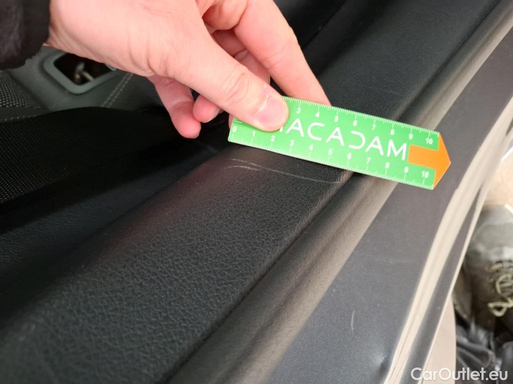  Mercedes  A-Klasse MERCEDES-BENZ Classe A Berline  2018  4P  Berline A 250 e Business Line 8GDCT #19