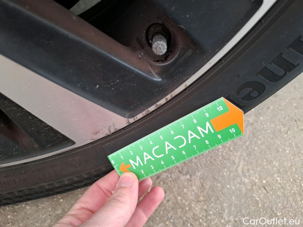  Mercedes  A-Klasse MERCEDES-BENZ Classe A Berline  2018  4P  Berline A 250 e Business Line 8GDCT #10