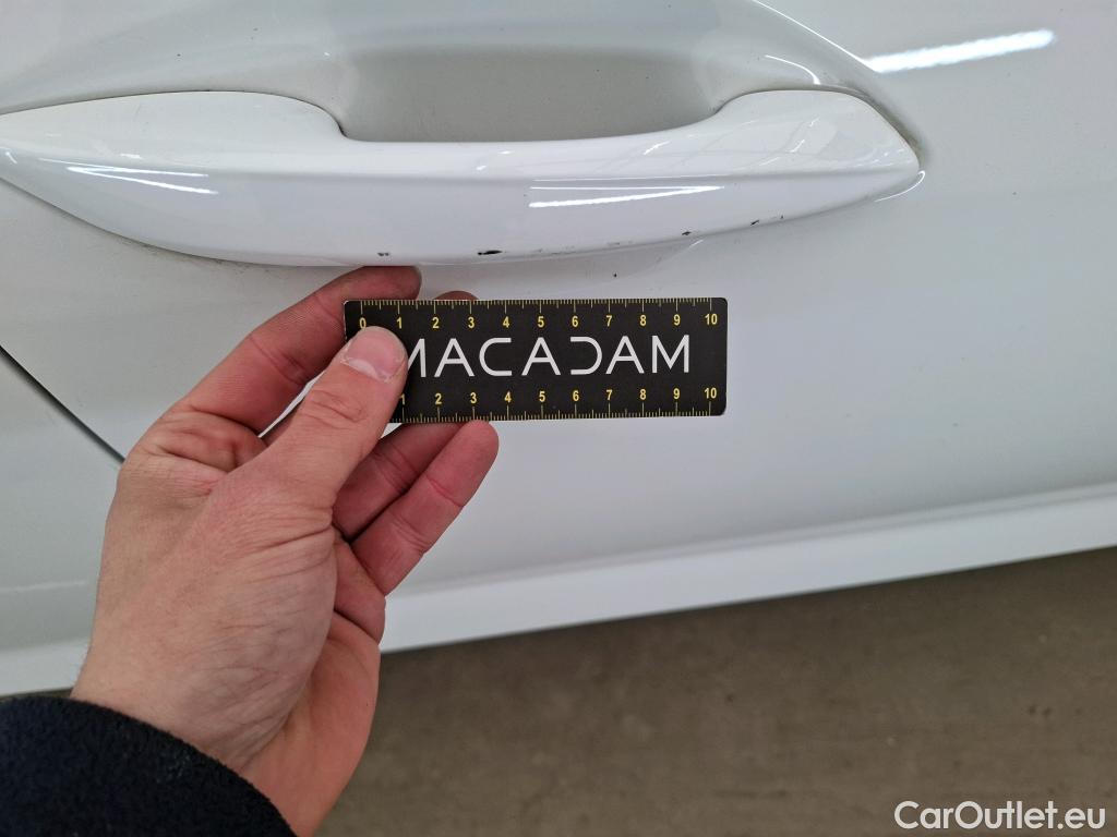  Hyundai  i20  Initia 1.2 85CV BVM5 E6d #40