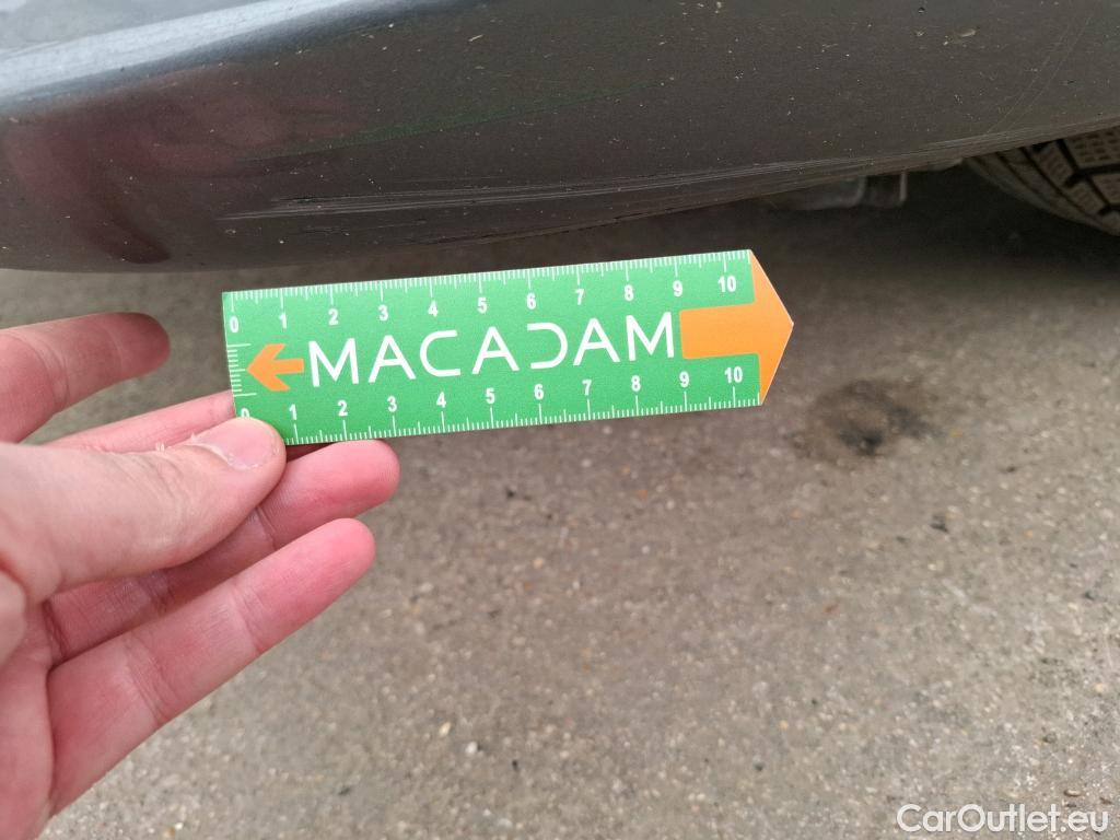  Mercedes  A-Klasse MERCEDES-BENZ Classe A Berline  2018  4P  Berline A 250 e Business Line 8GDCT #4