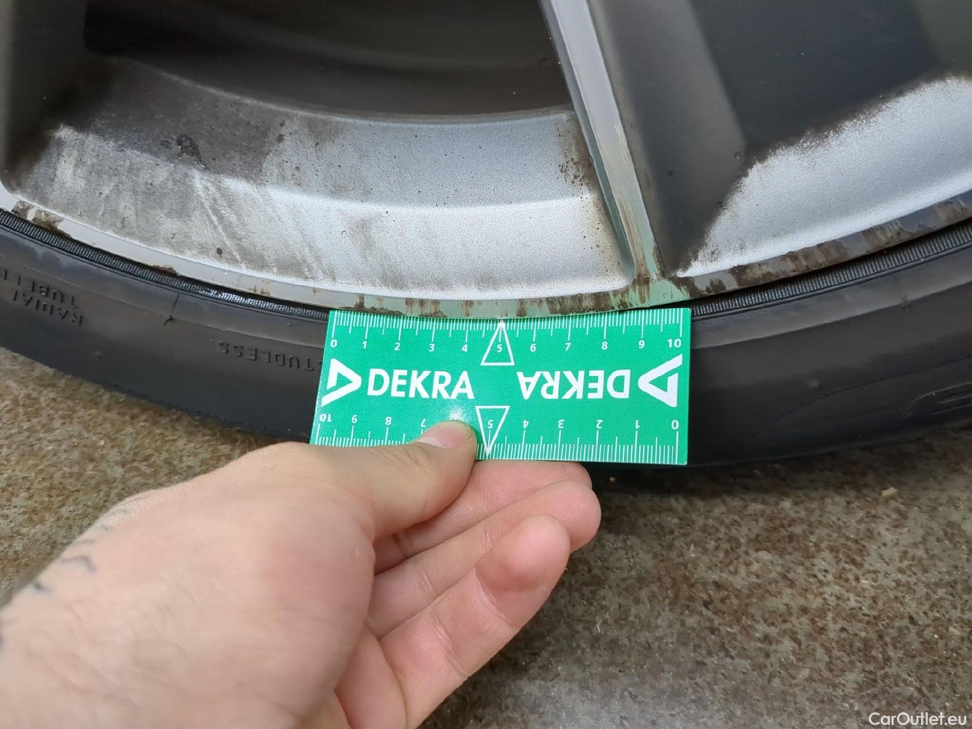  Audi  Q2  35 TFSI Design Luxe 1.5 TFSI 150CV BVA7 E6d #4