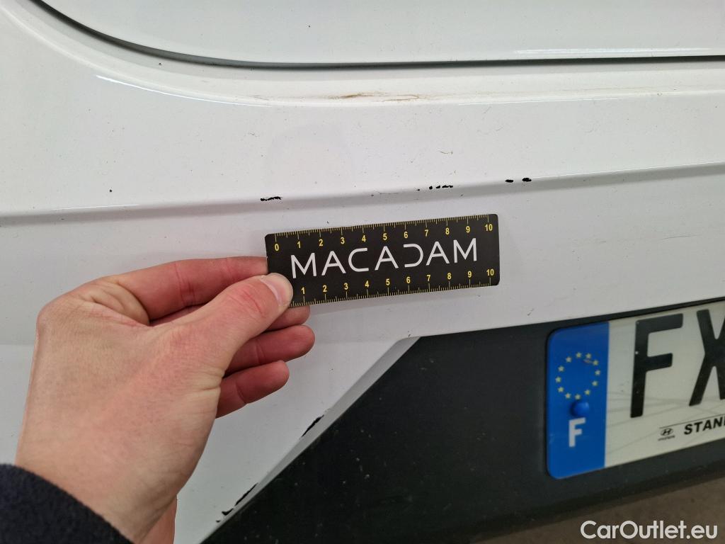  Hyundai  i20  Initia 1.2 85CV BVM5 E6d #8