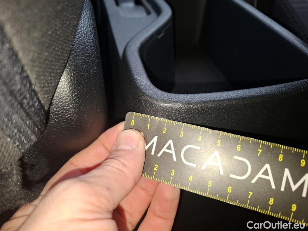  Hyundai  i20  Initia 1.2 85CV BVM5 E6d #29