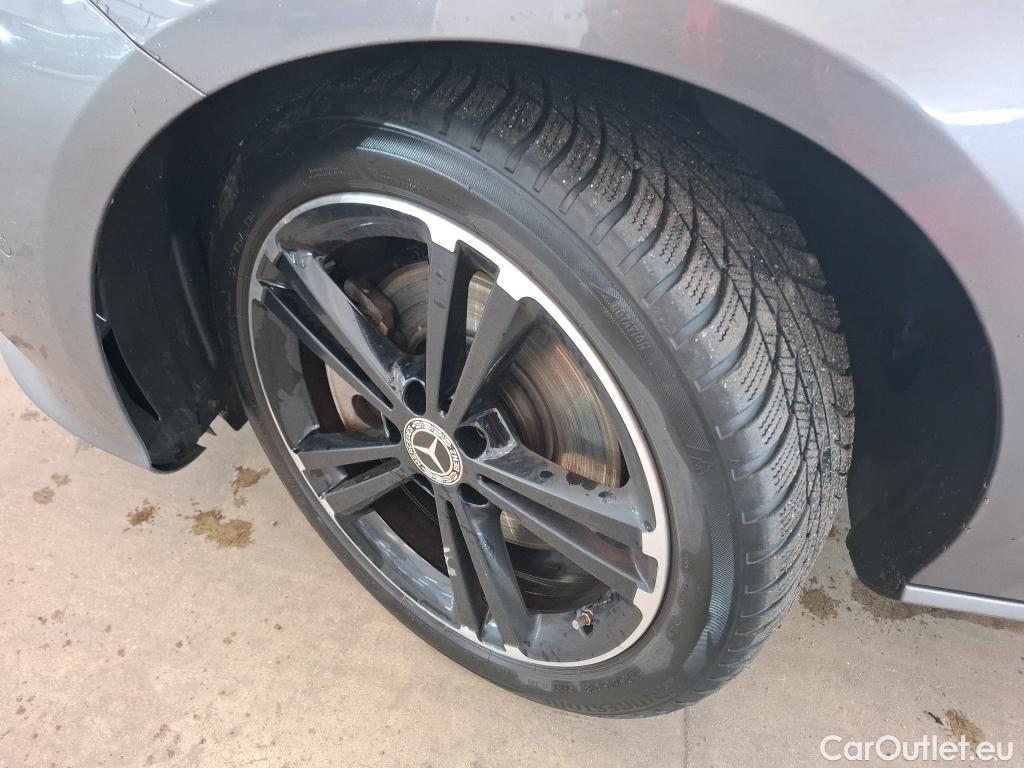  Mercedes  CLA-Klasse MERCEDES-BENZ CLA Shooting Brake / 2019 / 5P / Break CLA 250 e Business Line #1