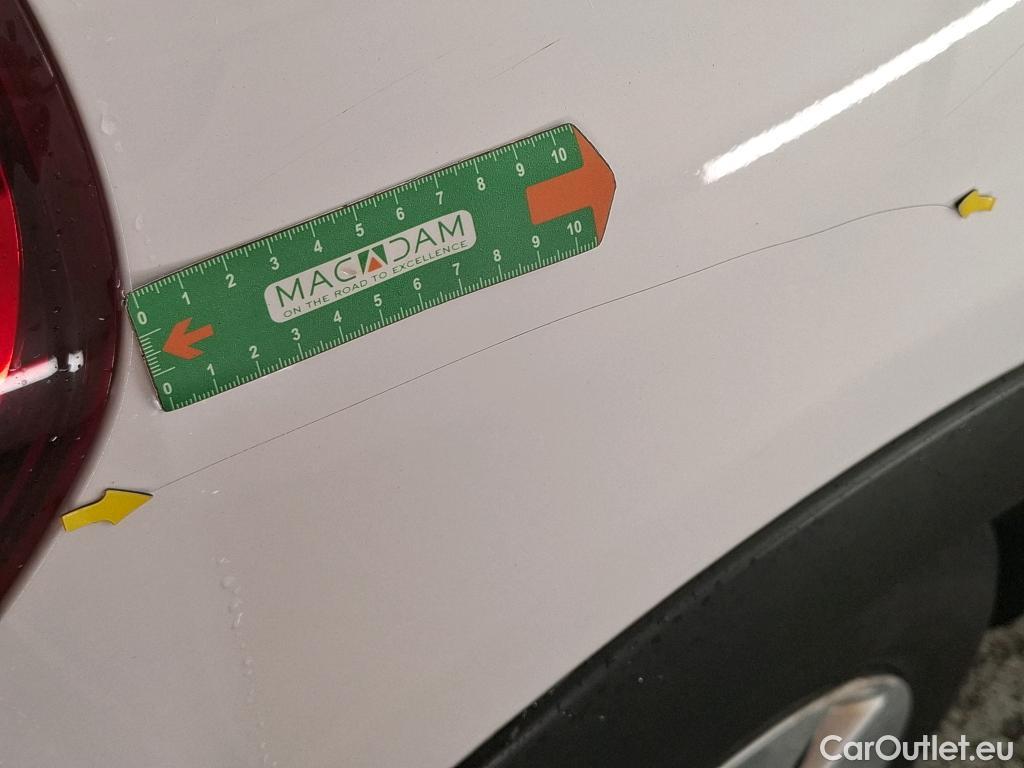  Citroen  C3  Société Feel Nav 1.5 BlueHDI 100CV BVM5 E6dT #2