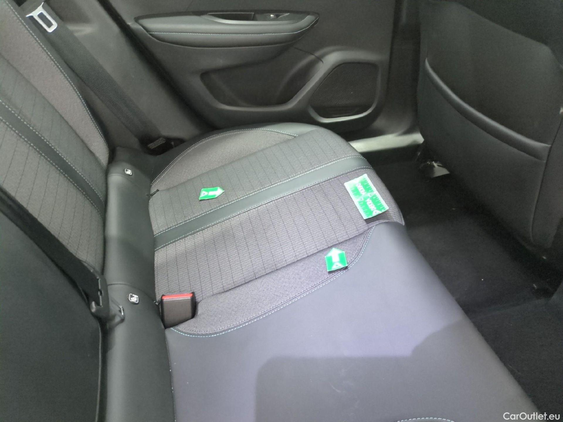  Peugeot  2008  Allure Business 1.5 HDi 130CV BVA8 E6d #9