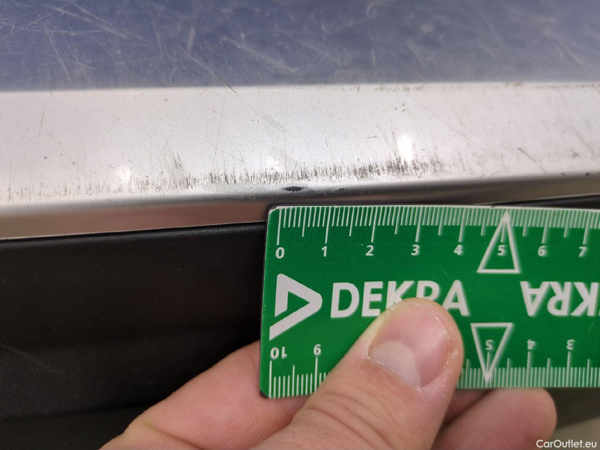  Peugeot  2008  Allure Business 1.5 HDi 130CV BVA8 E6d #46