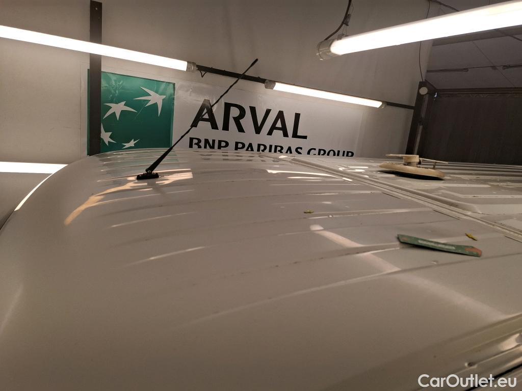  Peugeot  Boxer PEUGEOT  VU 4p Fourgon BLUEHDI 110 PREMIUM PACK 330 L1H1 #16