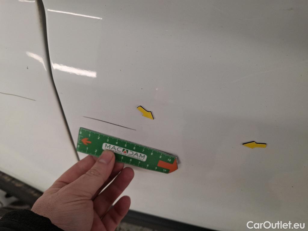  Peugeot  Boxer PEUGEOT  VU 4p Fourgon BLUEHDI 110 PREMIUM PACK 330 L1H1 #38