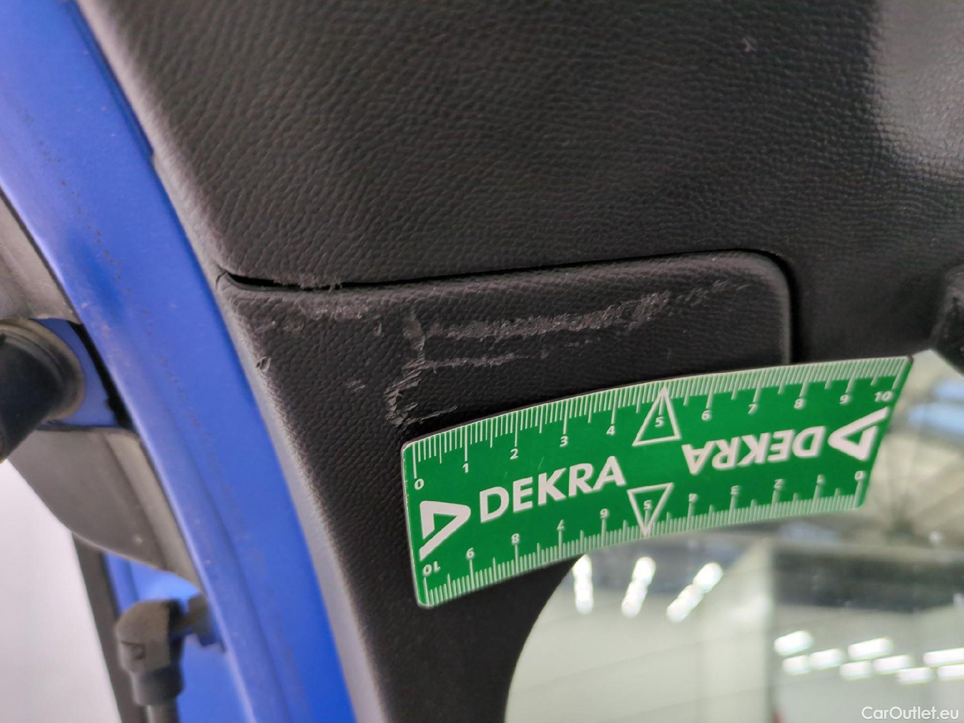  Peugeot  2008  Allure Business 1.5 HDi 130CV BVA8 E6d #4