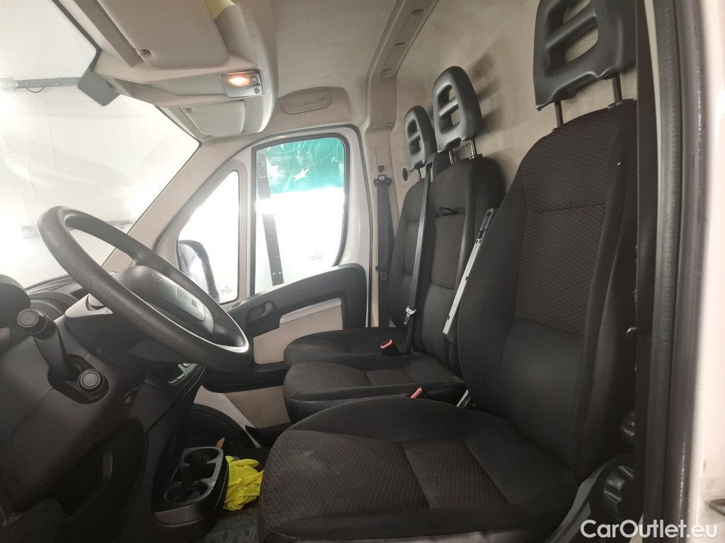  Peugeot  Boxer PEUGEOT  VU 4p Fourgon BLUEHDI 110 PREMIUM PACK 330 L1H1 #56
