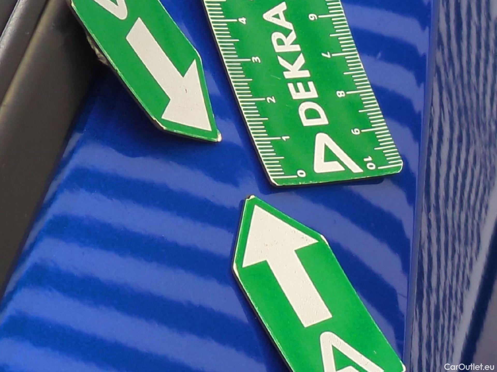  Peugeot  2008  Allure Business 1.5 HDi 130CV BVA8 E6d #40