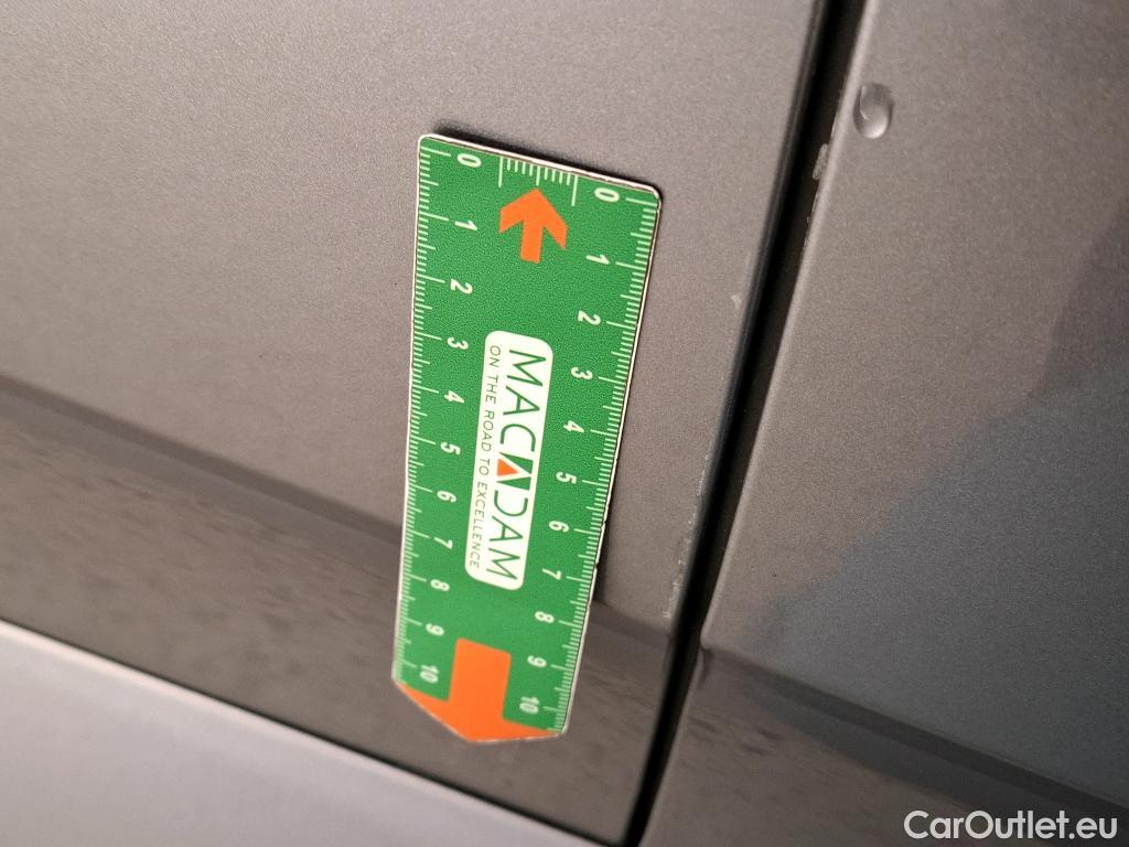  Opel   Grandland X Grandland X Business Elegance 1.5 130CV BVA8 E6d #19