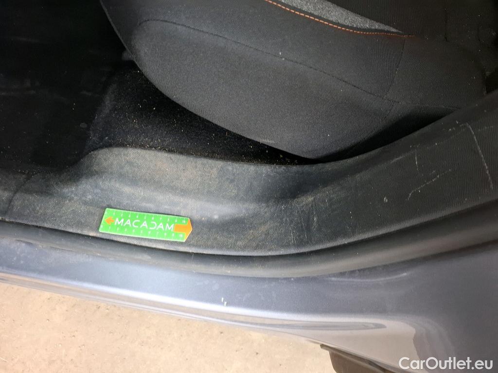  Peugeot  3008  II Active Pack 1.5 HDi 130CV BVA8 E6d #5