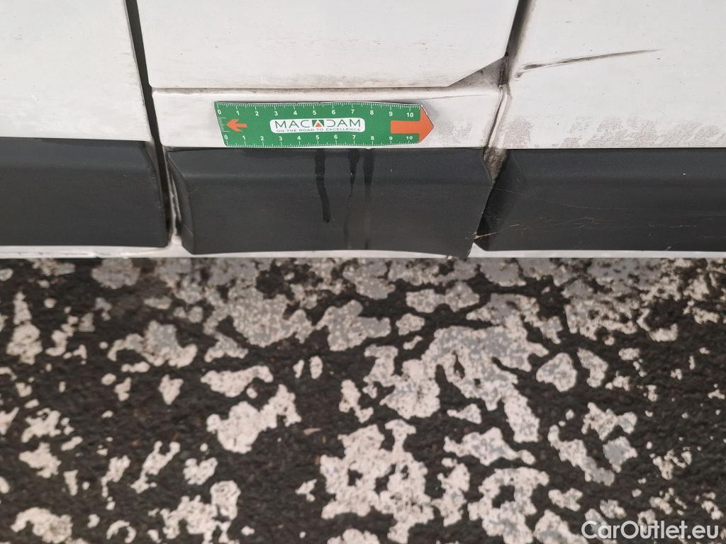  Peugeot  Boxer PEUGEOT  VU 4p Fourgon BLUEHDI 110 PREMIUM PACK 330 L1H1 #61