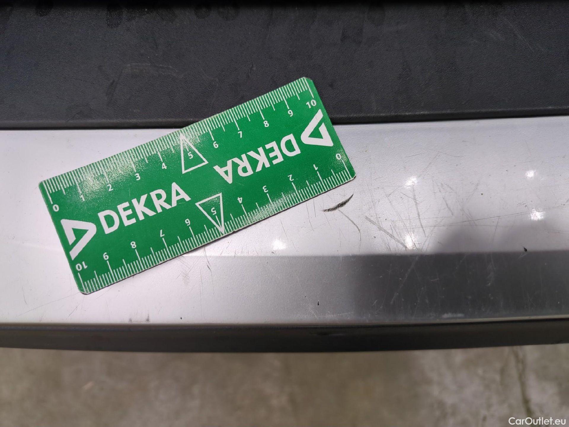  Peugeot  2008  Allure Business 1.5 HDi 130CV BVA8 E6d #49