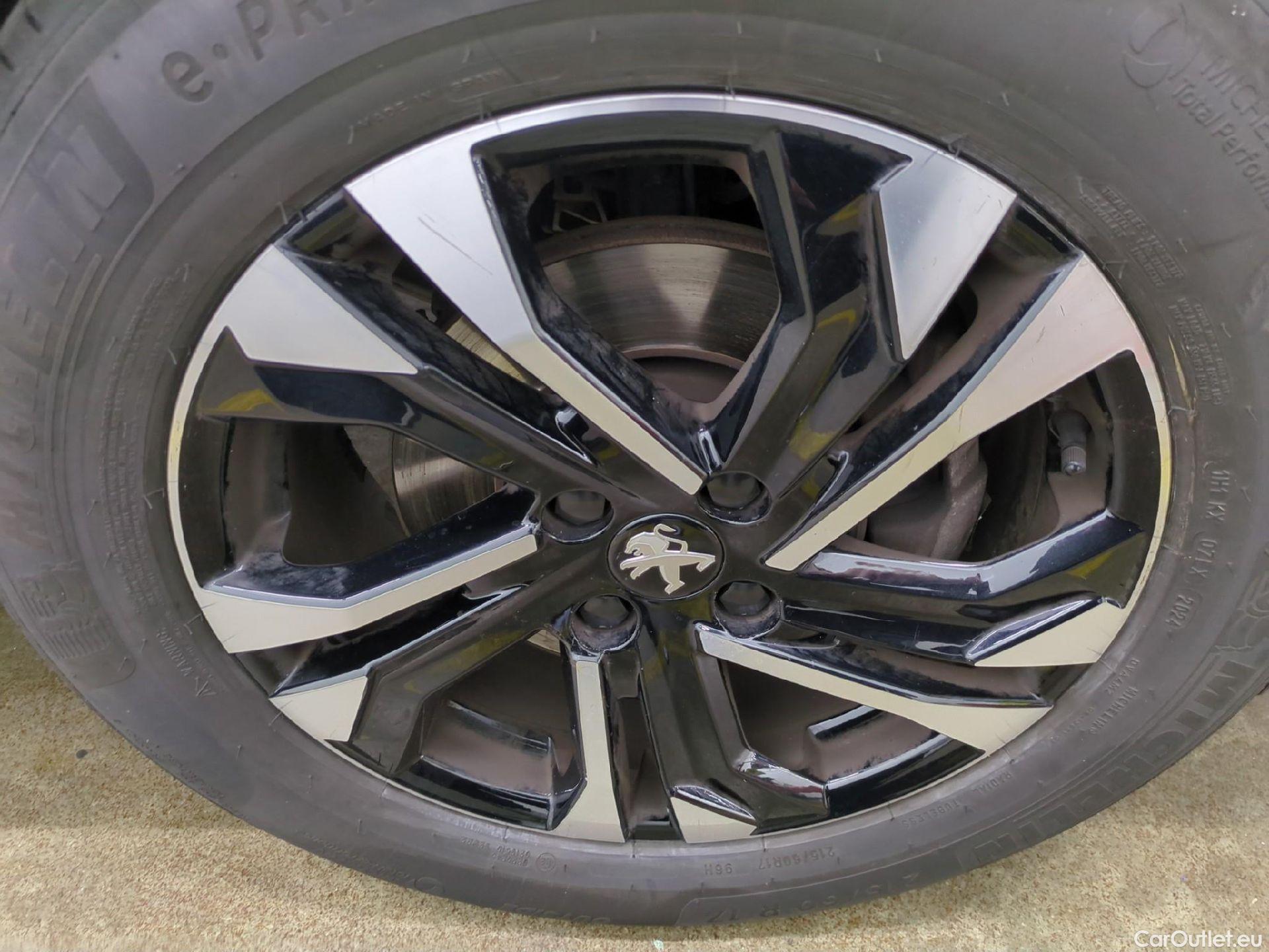  Peugeot  2008  Allure Business 1.5 HDi 130CV BVA8 E6d #6