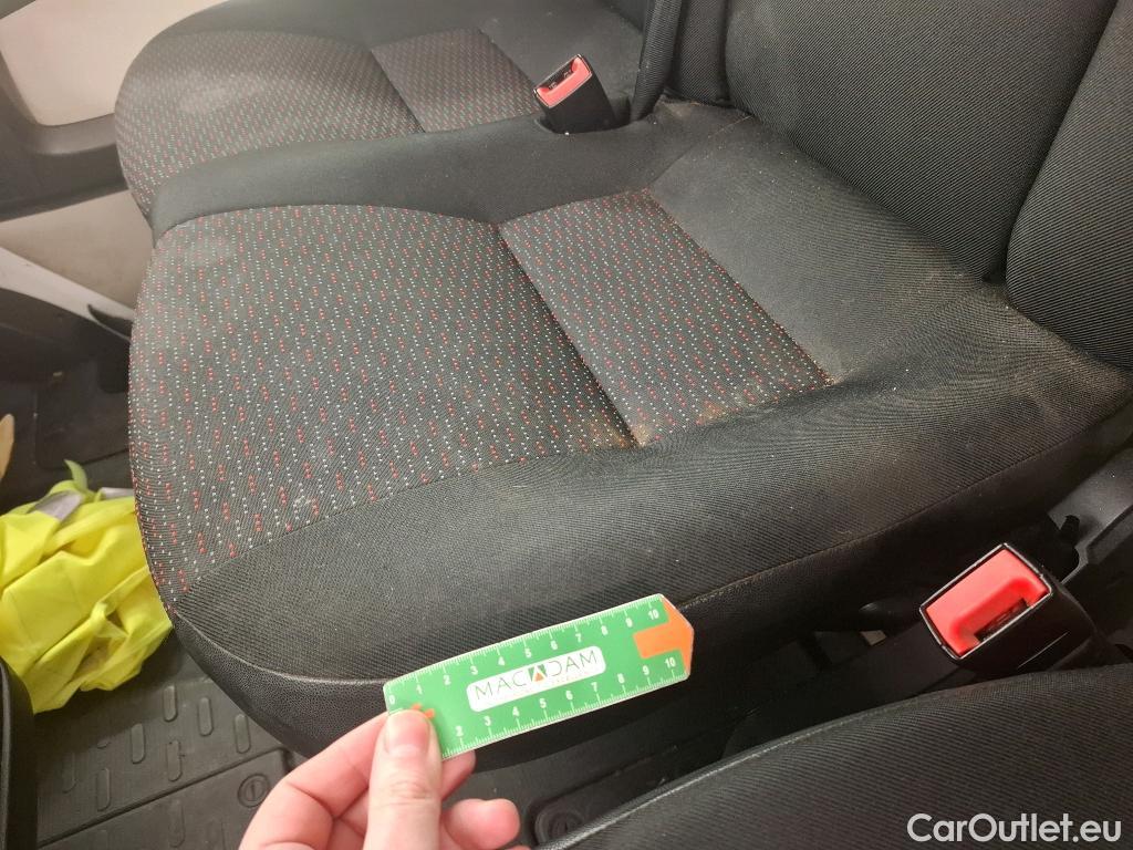  Peugeot  Boxer PEUGEOT  VU 4p Fourgon BLUEHDI 110 PREMIUM PACK 330 L1H1 #58