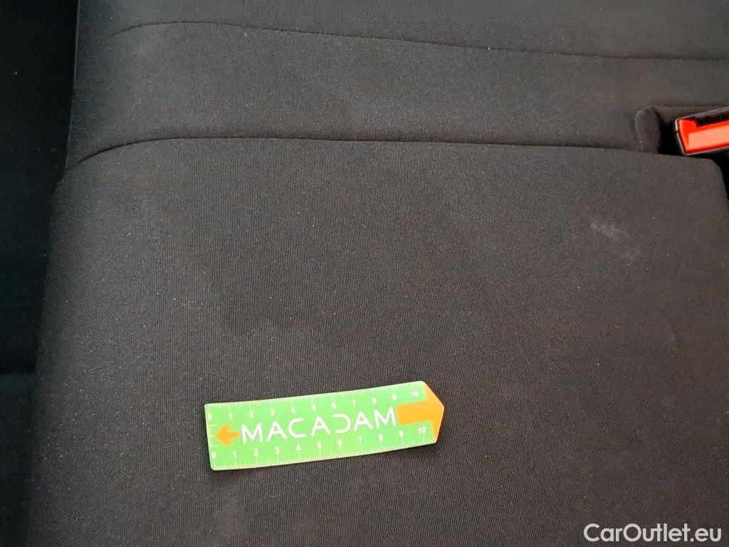  Peugeot  3008  II Active Pack 1.5 HDi 130CV BVA8 E6d #30