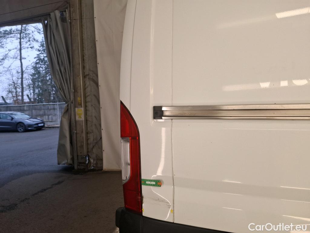  Peugeot  Boxer PEUGEOT  VU 4p Fourgon BLUEHDI 110 PREMIUM PACK 330 L1H1 #33