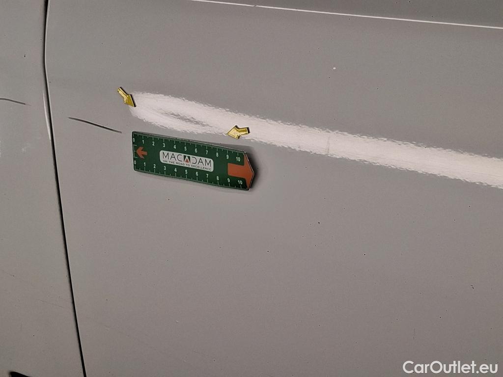  Peugeot  Boxer PEUGEOT  VU 4p Fourgon BLUEHDI 110 PREMIUM PACK 330 L1H1 #37