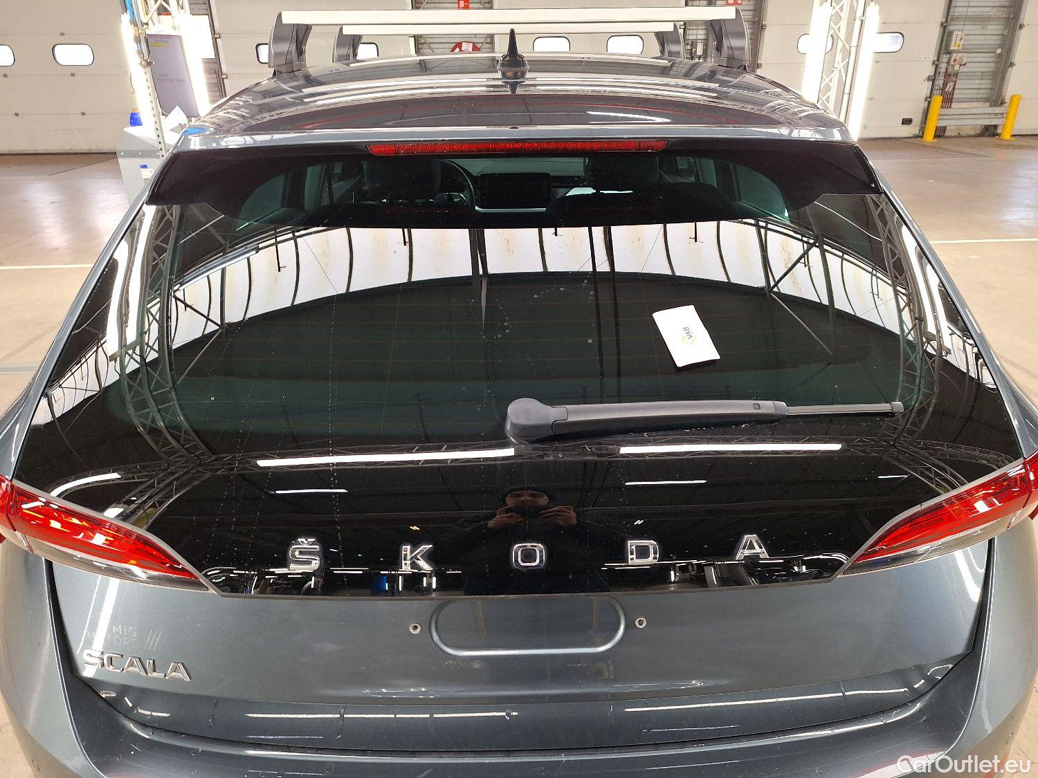  Skoda  Scala Skoda,  '19, Skoda  1.0 TSI 81kW DSG7 Clever 5d #29