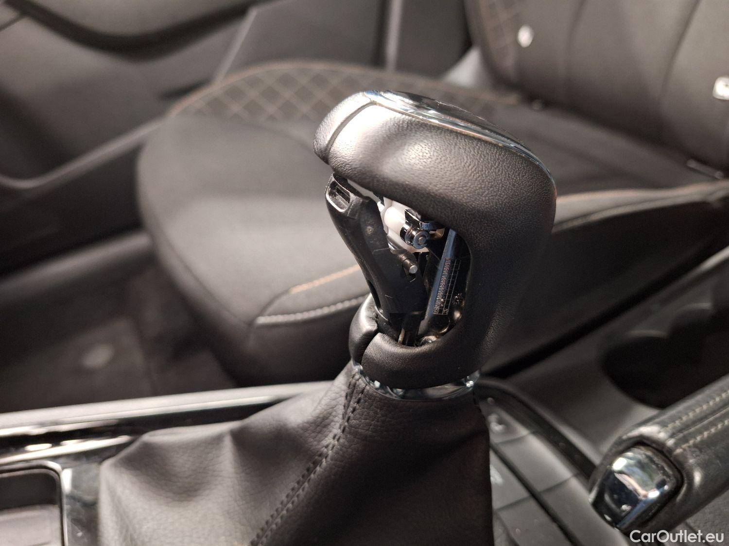  Skoda  Scala Skoda,  '19, Skoda  1.0 TSI 81kW DSG7 Clever 5d #33