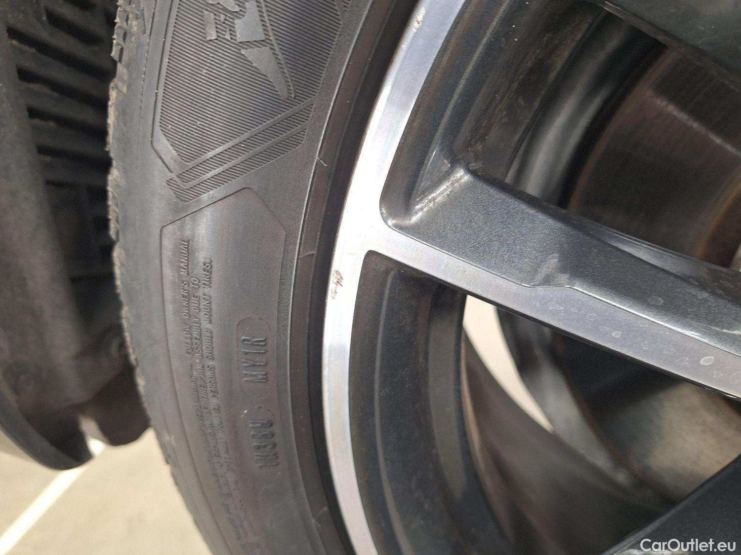  Bmw  Serie 5 BMW, 5-serie To FL'20, BMW 5 Reeks Touring 518d Aut. (110 kW) 5d #15