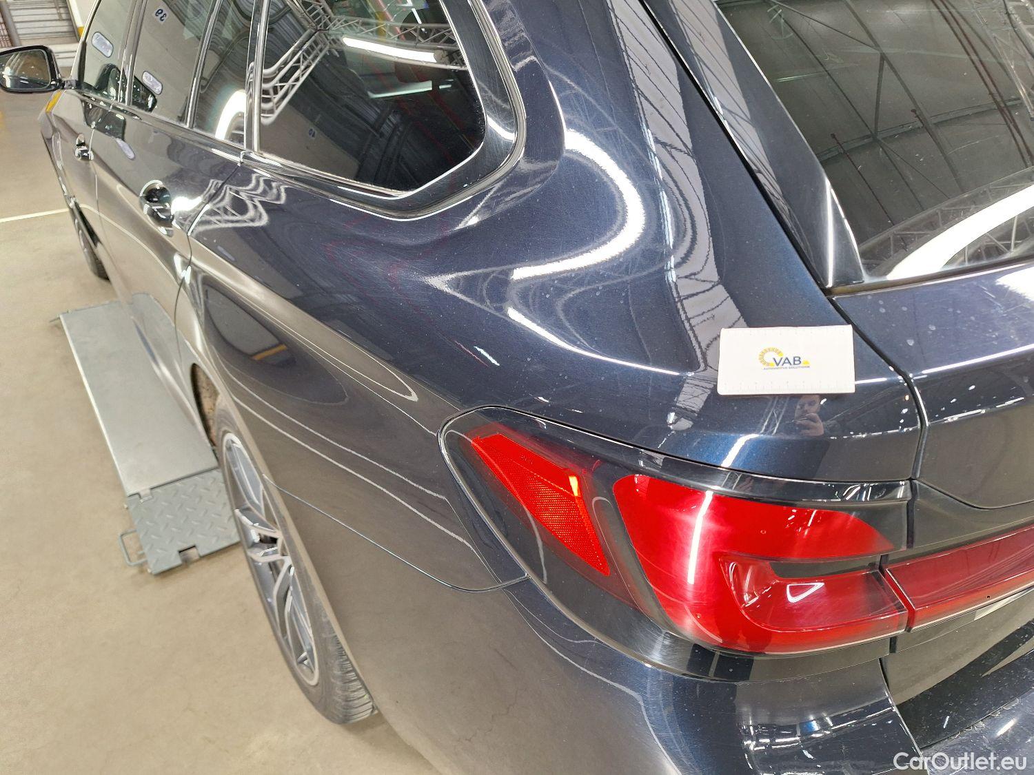  Bmw  Serie 5 BMW, 5-ser To FL'20 PHEV, BMW 5 Reeks Touring 520e 150kW 5d #50