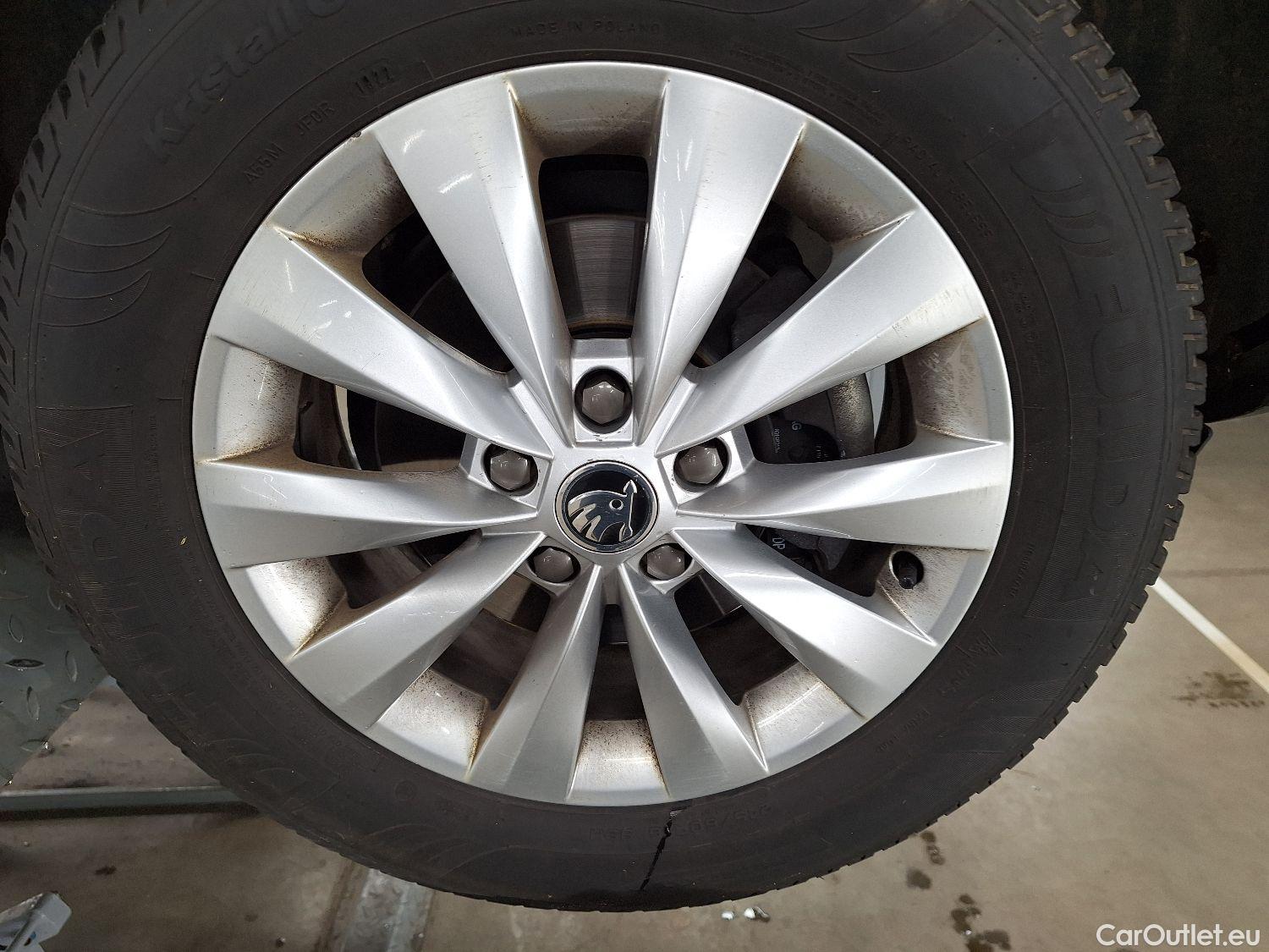  Skoda  Karoq Skoda,  '17, Skoda  1.0 TSI 81kW Ambition 5d #5