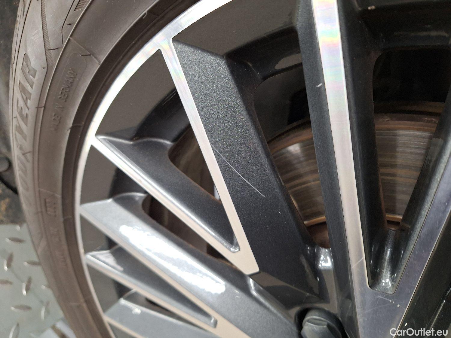  Audi  Q3 Audi,  SB '19 PHEV, Audi  Sportback 45 TFSI e S tronic 5d #2