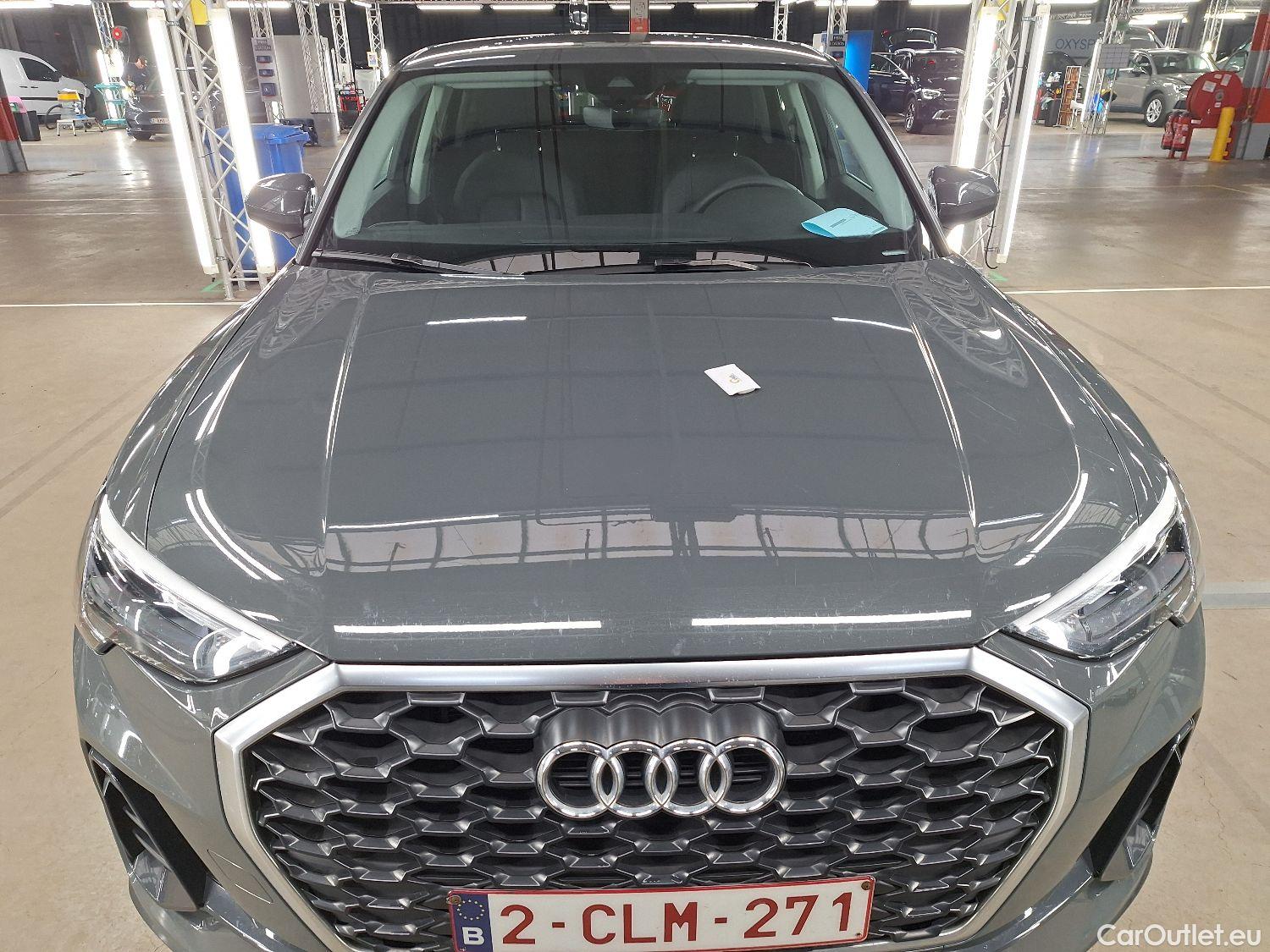  Audi  Q3 Audi,  SB '19 PHEV, Audi  Sportback 45 TFSI e S tronic 5d #33