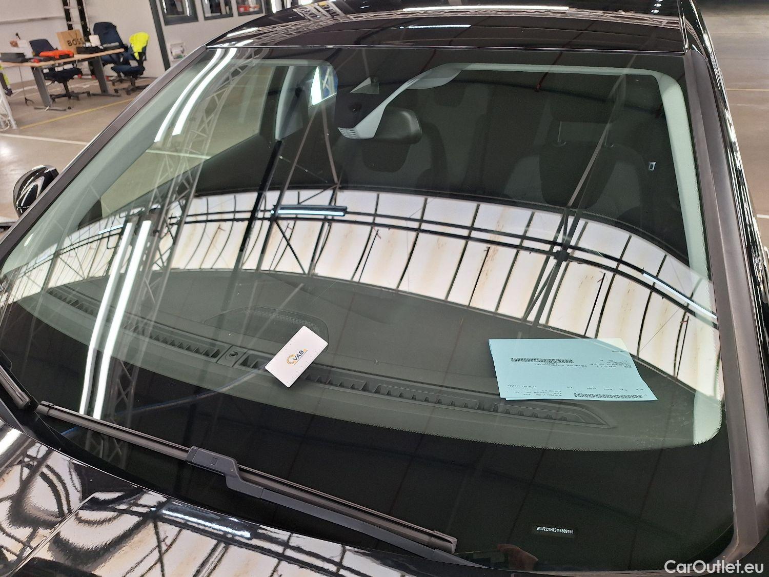  Opel   Grandland X Opel, '17, Opel 1.5 Turbo D D S/S AT8 Edition 5d #32