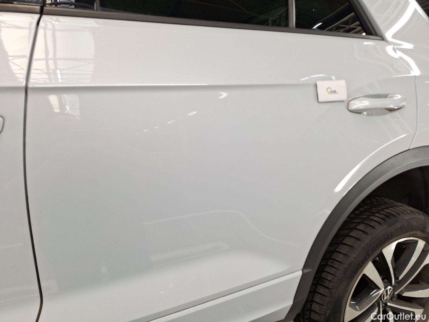  Volkswagen  T-ROC VW,  '17, Volkswagen  1.5 TSI United 5d #43