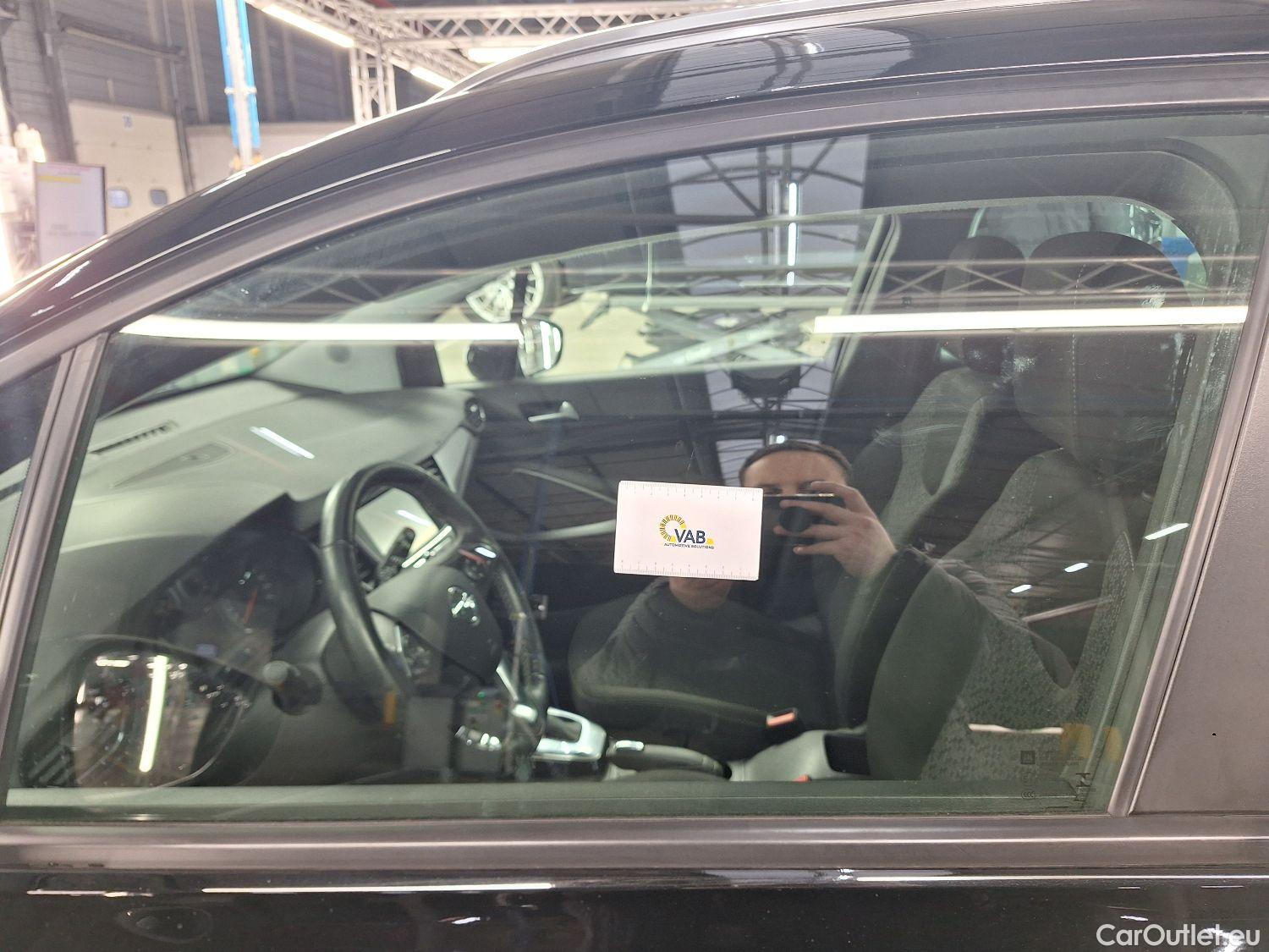  Opel  Crossland Opel,  X '17, Opel  X 1.2 96kW Turbo S/S Auto Innovatio #32