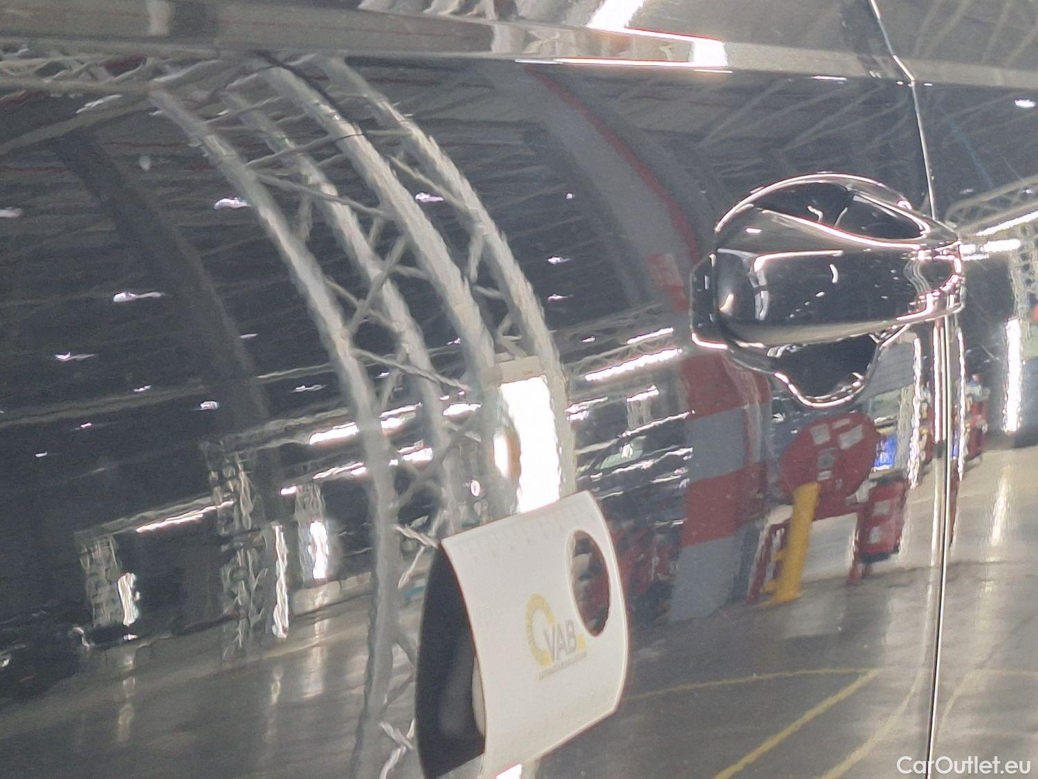  Audi  Q3 Audi,  '18, Audi  35 TDI S tronic S line Business Edition 5d #54