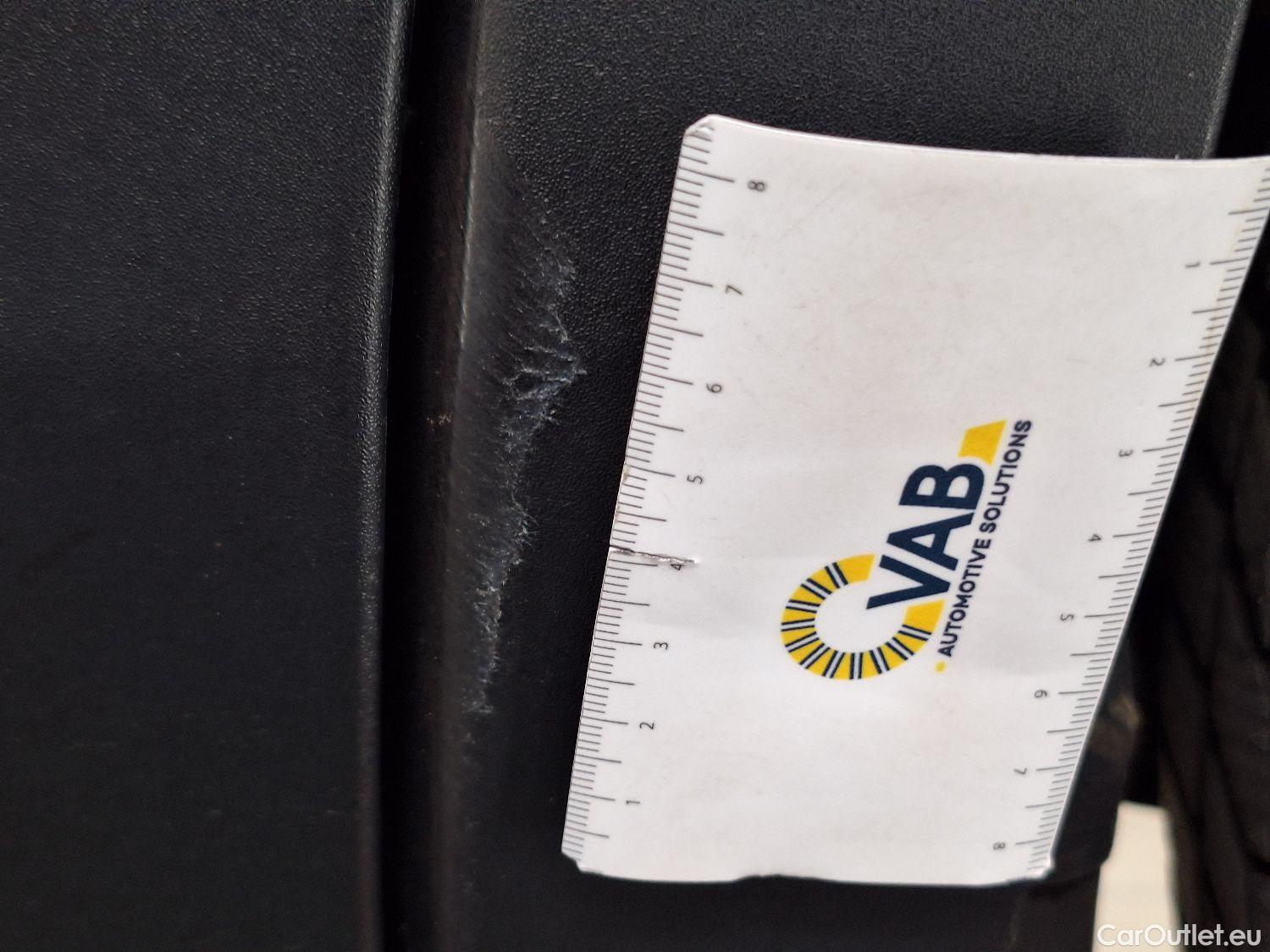  Opel   Grandland X Opel, '17, Opel 1.5 Turbo D D S/S AT8 Edition 5d #28