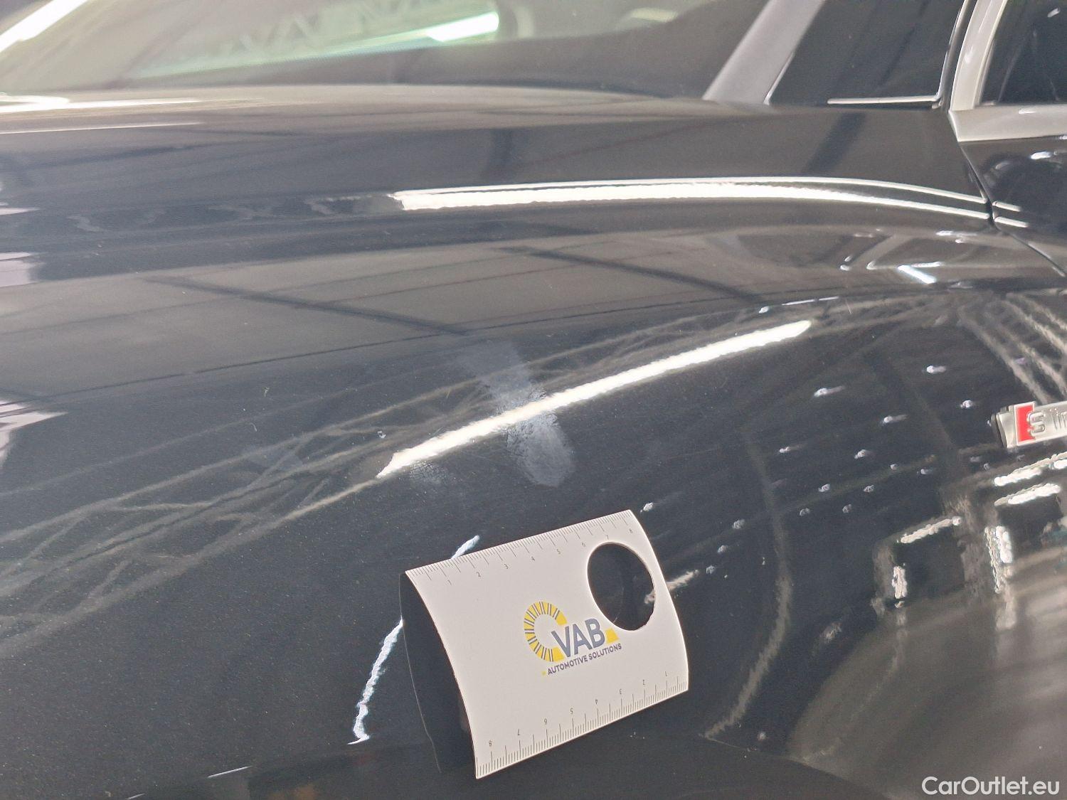  Audi  Q3 Audi,  '18, Audi  35 TDI S tronic S line Business Edition 5d #29