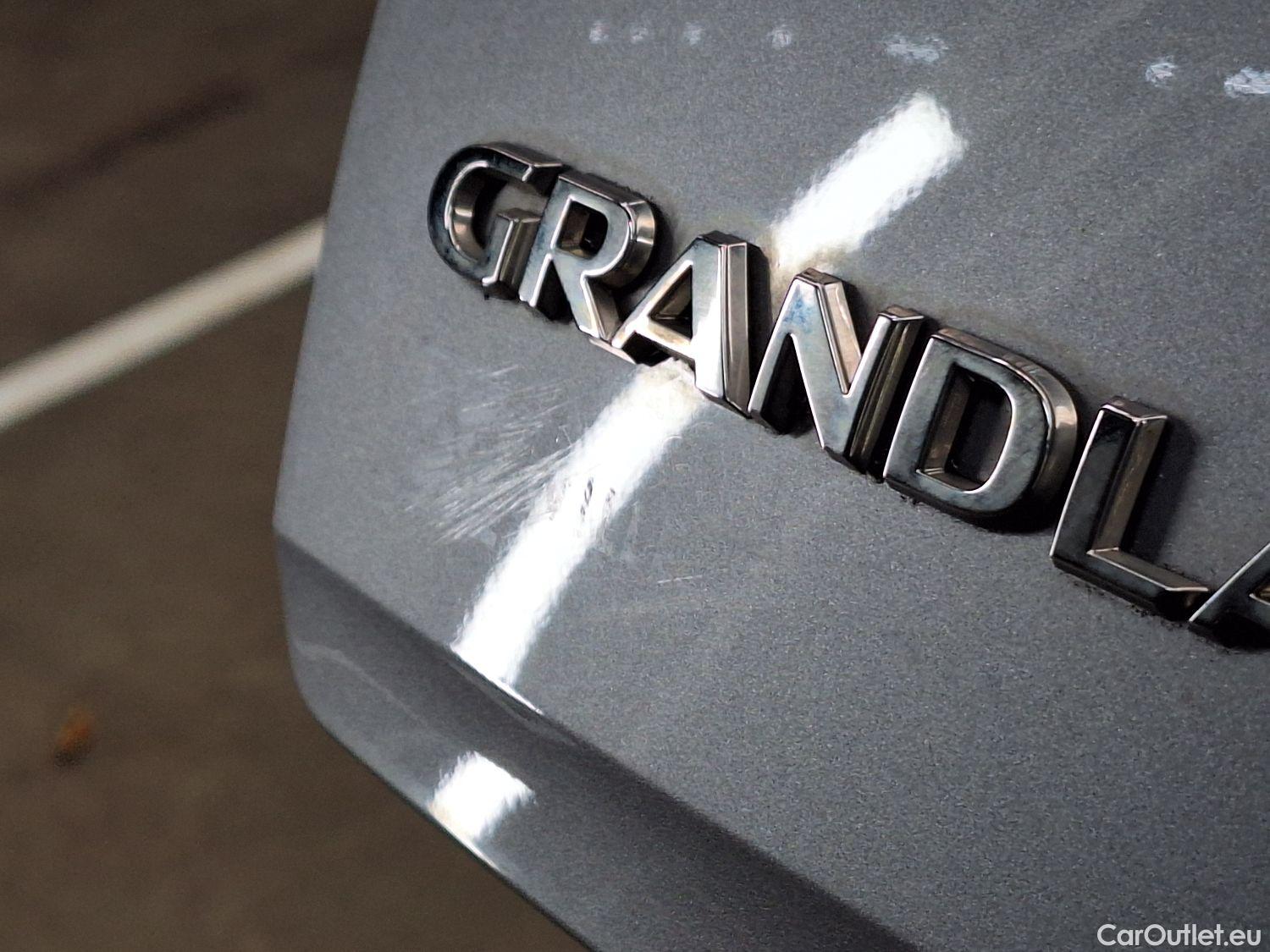  Opel   Grandland X Opel, '17, Opel 1.5 Turbo D D S/S AT8 Edition 5d #76