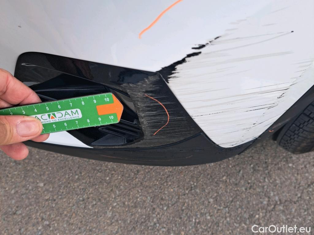  Peugeot  2008 PEUGEOT  / 2019 / 5P / todoterreno Active BlueHDI 81kW (110CV) #45