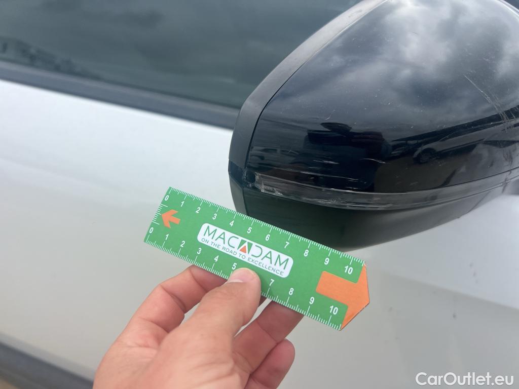  Peugeot  3008 PEUGEOT  / 2020 / 5P / todoterreno 1.2 PureTech 96KW S&S Active Pack EAT8 #23