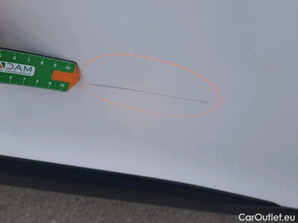  Peugeot  2008 PEUGEOT  / 2019 / 5P / todoterreno Active BlueHDI 81kW (110CV) #15