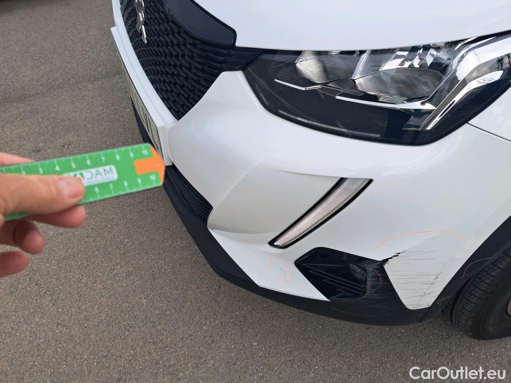  Peugeot  2008 PEUGEOT  / 2019 / 5P / todoterreno Active BlueHDI 81kW (110CV) #22