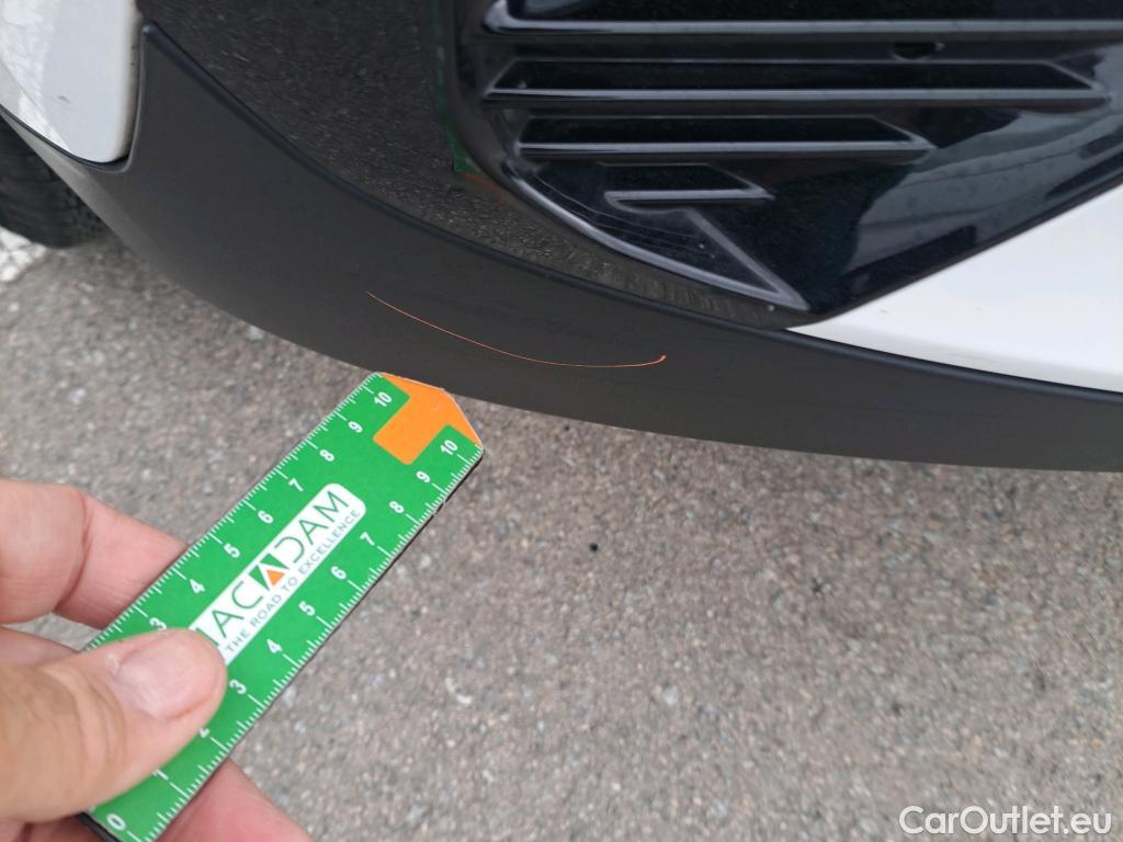  Peugeot  2008 PEUGEOT  / 2019 / 5P / todoterreno Active BlueHDI 81kW (110CV) #21